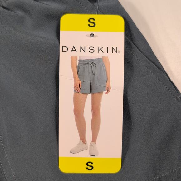 Danskin Paperbag Shorts Women’s S Stormy Weather Charcoal 4” Inseam Pockets NWT - Picture 8 of 12